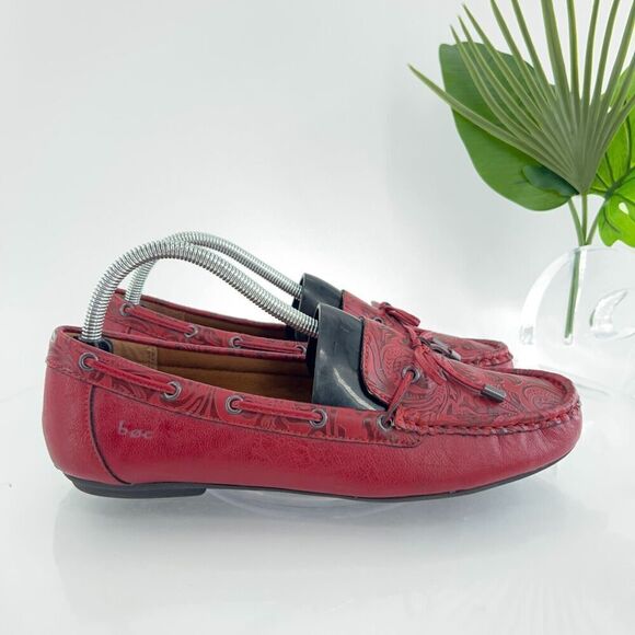 Born BOC Women Carolann Loafer Size 10 Flat Slip On Boat Shoe Moc Toe Red Vegan - Picture 3 of 13